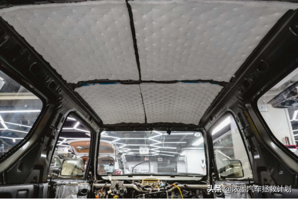 「可愛小車」整備一臺袖珍小車鈴木吉姆尼，有型才能釋放你的個性