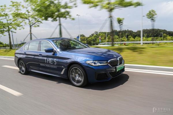 誰說綠牌車都很low?寶馬535Le告訴你什麼叫豪華插混轎車