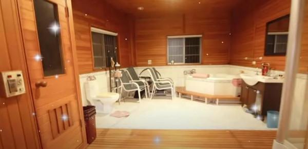 屋主花4.5萬僱12位整理師上門整理，卻依然“整理不到位”？