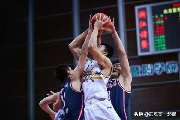 CBA中被高估的4位球員，趙繼偉盛名難副，方碩愧稱超巨