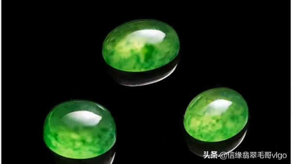 符山石——與翡翠“孿生姐妹”,如何鑑別? 符山石——與翡翠“孿生姐妹”,如何鑑別?