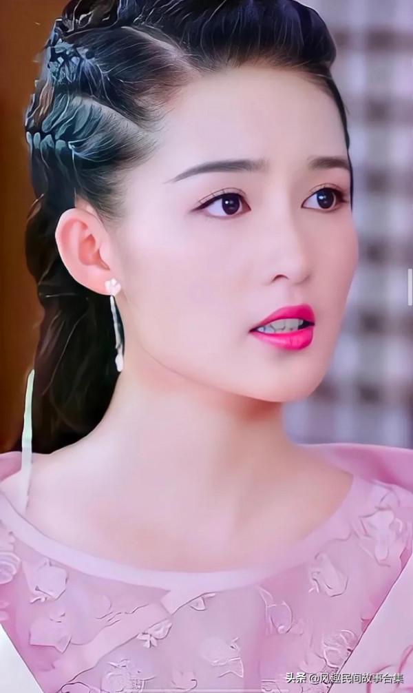李沁氣質優雅百看不厭