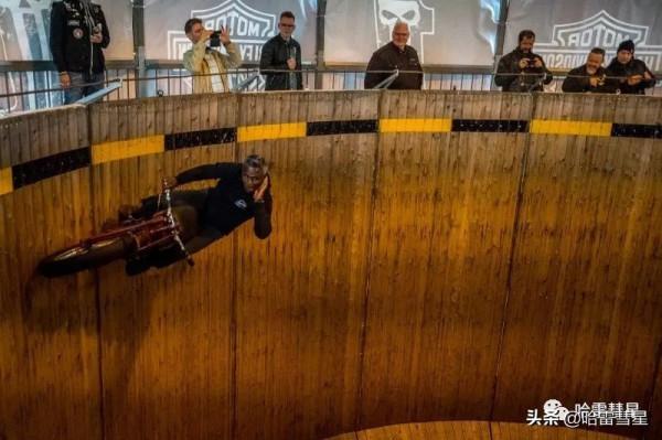 「 滾雷之聲 」數萬輛哈雷的巡遊活動 「 滾雷之聲 」數萬輛哈雷的巡遊活動