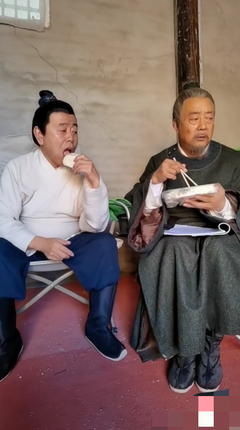 曾經的“燕子李三”，淪落到網上賣唱，五音不全被調侃