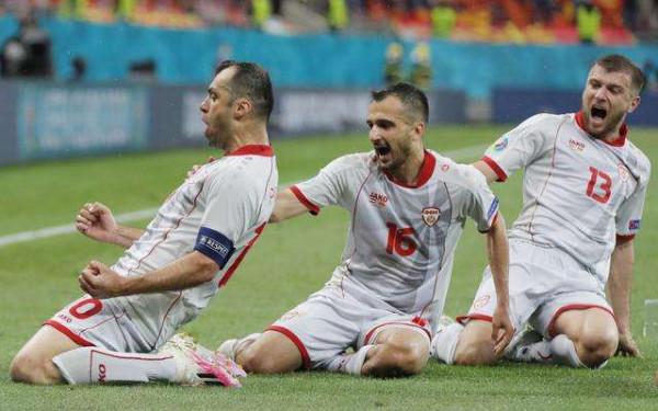 盤點足球“小國”走出的10大巨星 盤點足球“小國”走出的10大巨星