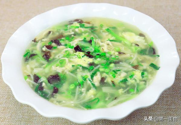 一把金針菇,一塊雞胸肉,廚師長教你做養生湯,清淡少油,味道鮮 一把金針菇,一塊雞胸肉,廚師長教你做養生湯,清淡少油,味道鮮