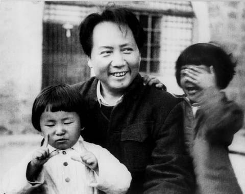 李銀橋離開中南海時，毛主席因不捨淚流滿面，主席為何非要調走他