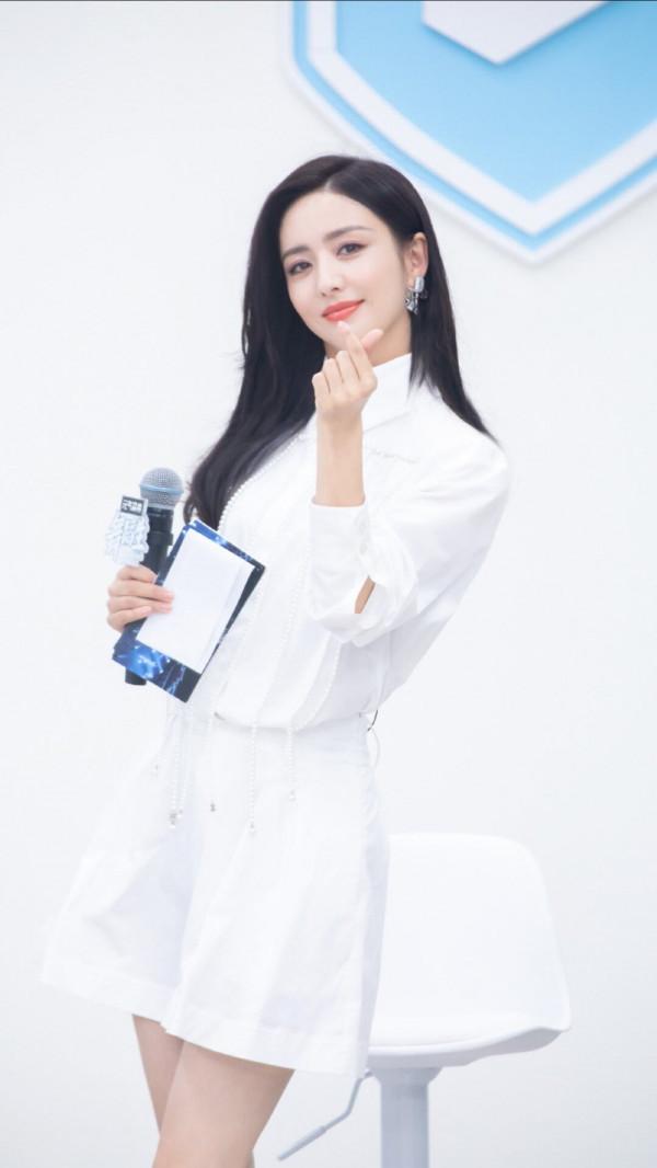 佟麗婭 1983年 中國內地演員 畢業於中央戲劇學院 佟麗婭 1983年 中國內地演員 畢業於中央戲劇學院