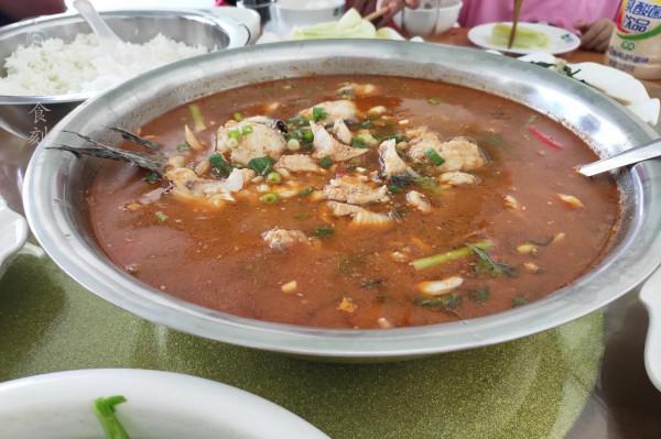 同樣是農家樂,270一桌和298一桌有啥區別?網友:沒對比就沒傷害 同樣是農家樂,270一桌和298一桌有啥區別?網友:沒對比就沒傷害