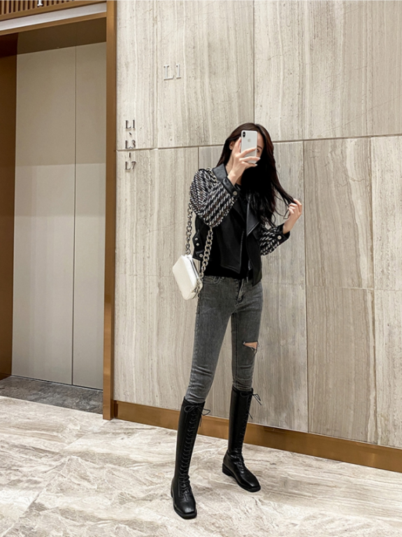 中秋出行必備穿搭單品,長筒騎士靴讓女孩們魅力四射 中秋出行必備穿搭單品,長筒騎士靴讓女孩們魅力四射