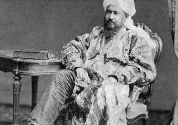 左宗棠收復新疆，為何俘虜5000印度人？查明後，阿古柏被挫骨揚灰