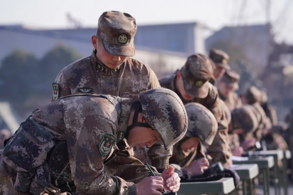 第71集團軍“中野虎師”:建制連拼戰,硬核實力! 第71集團軍“中野虎師”:建制連拼戰,硬核實力!