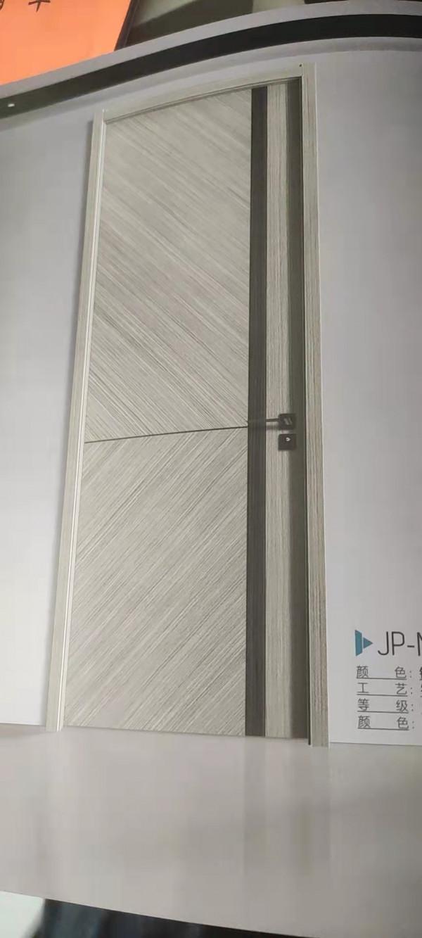 新房裝修 到底該選烤漆門還是免漆門?看看行內人給你的忠告 新房裝修 到底該選烤漆門還是免漆門?看看行內人給你的忠告