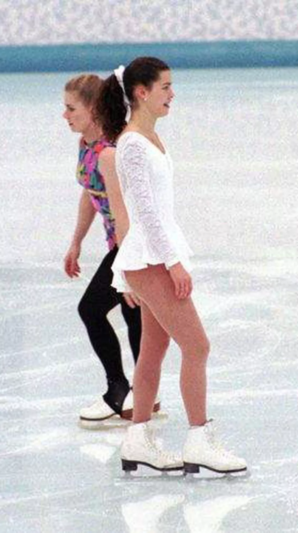 美國花滑女王退役後改打職業拳擊,但很多人不覺勵志反罵罪有應得 美國花滑女王退役後改打職業拳擊,但很多人不覺勵志反罵罪有應得