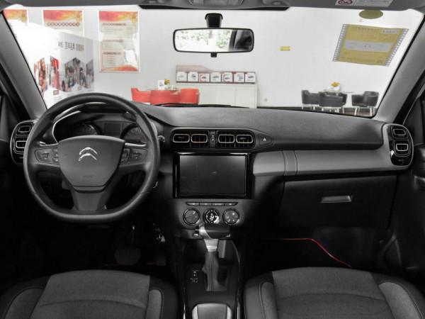 合資大折扣SUV,5.1L油耗,配置不錯空間大,實拍雪鐵龍C3-XR 合資大折扣SUV,5.1L油耗,配置不錯空間大,實拍雪鐵龍C3-XR