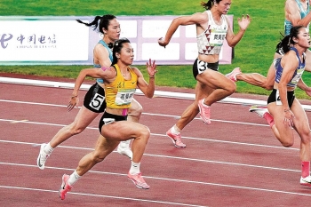 11秒22!葛曼棋奪得福建歷史上首枚全運會女子100米金牌 11秒22!葛曼棋奪得福建歷史上首枚全運會女子100米金牌