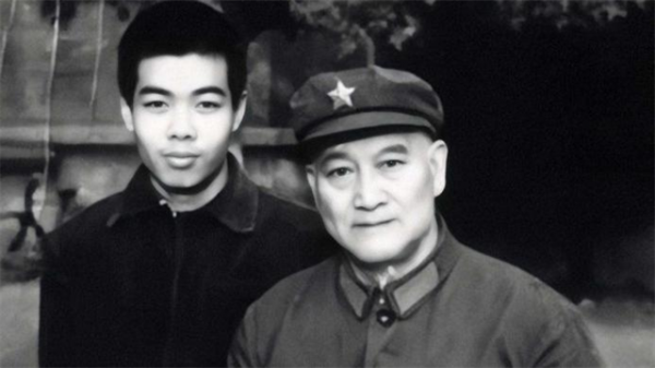 被紅軍活捉的張輝瓚，三位部下成將軍，三名子女解放後功成名就