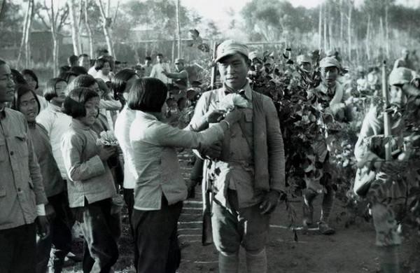 英雄母親鄧玉芬7個兒子,6個犧牲,一輩子沒給活著的老三好臉色 英雄母親鄧玉芬7個兒子,6個犧牲,一輩子沒給活著的老三好臉色