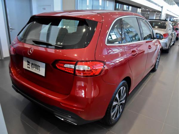 油耗5.9L豪華入門家轎,低價高配原裝進口空間大,帶你看賓士B級 油耗5.9L豪華入門家轎,低價高配原裝進口空間大,帶你看賓士B級