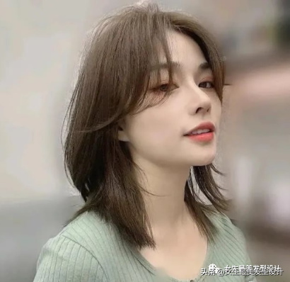 時尚永不過時！年尾“鎖骨發”