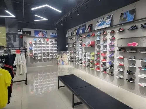 開耐克阿迪折扣店哪些款式必不可少? 開耐克阿迪折扣店哪些款式必不可少?