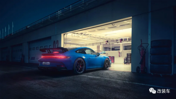 保時捷911 GT3和杜卡迪都在用的輪轂罩,自行設計才能避免撞衫 保時捷911 GT3和杜卡迪都在用的輪轂罩,自行設計才能避免撞衫