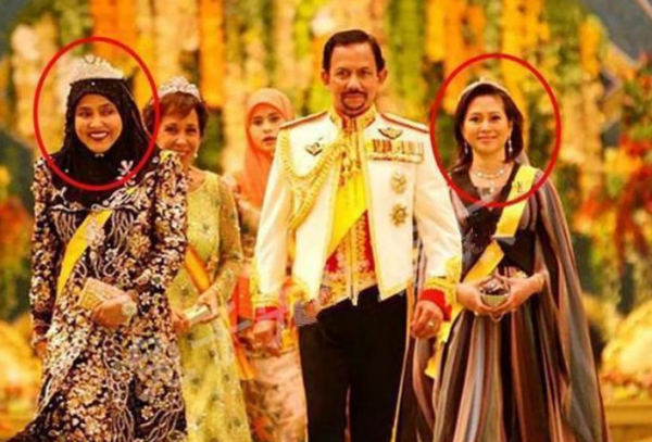 “壕無人性”的汶萊國王:7000輛豪車,21架私人專機,純黃金馬桶 “壕無人性”的汶萊國王:7000輛豪車,21架私人專機,純黃金馬桶