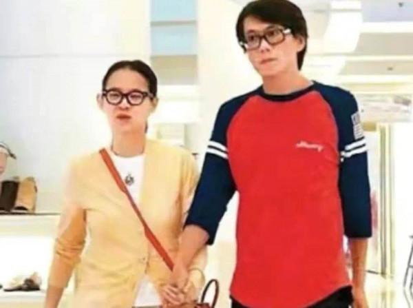 曾志偉大女兒曾寶儀：在父母離婚的陰影中長大，48歲仍未婚