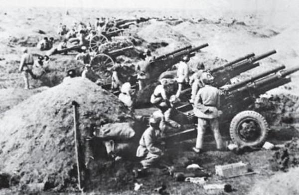 1950年，彭老總前往朝鮮戰場時借了三隻虎，最後他們戰績如何？