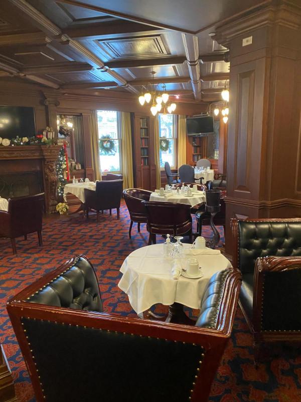 尼亞加拉濱湖小鎮上威爾士王子酒店的早午餐