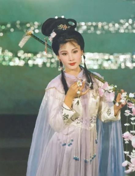 4位“媽媽專業戶”女星:天生有一張養尊處優的臉,演不了窮人 4位“媽媽專業戶”女星:天生有一張養尊處優的臉,演不了窮人