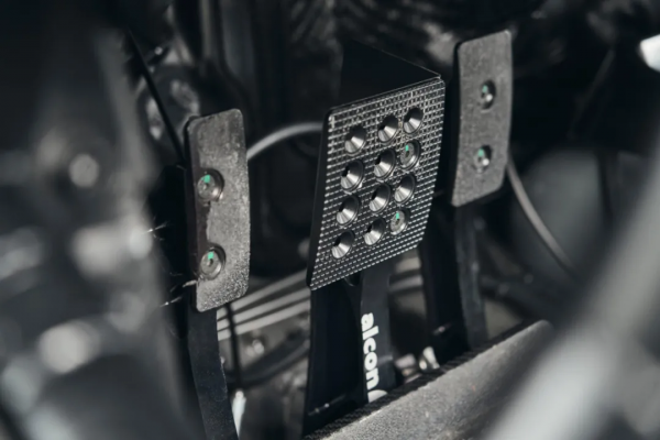 讓GT3賽車解除束縛會發生什麼事？就由邁凱倫720S GT3X解答吧