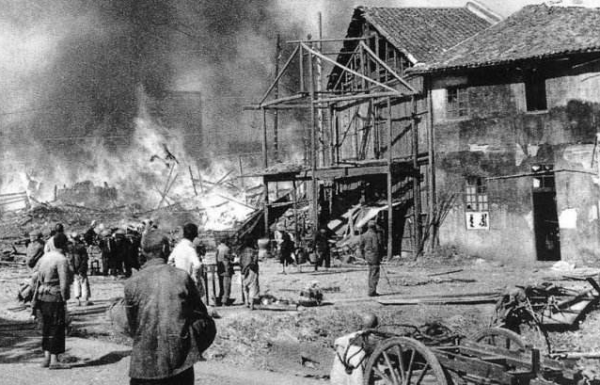 張學良被囚湖南鳳凰寺：于鳳至作陪，張治中上山探望時託其帶信