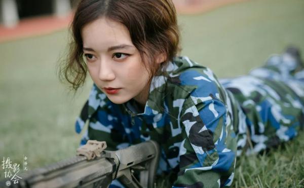 聽完教官唱歌,來看看廣東工業大學“軍花軍草”! 聽完教官唱歌,來看看廣東工業大學“軍花軍草”!