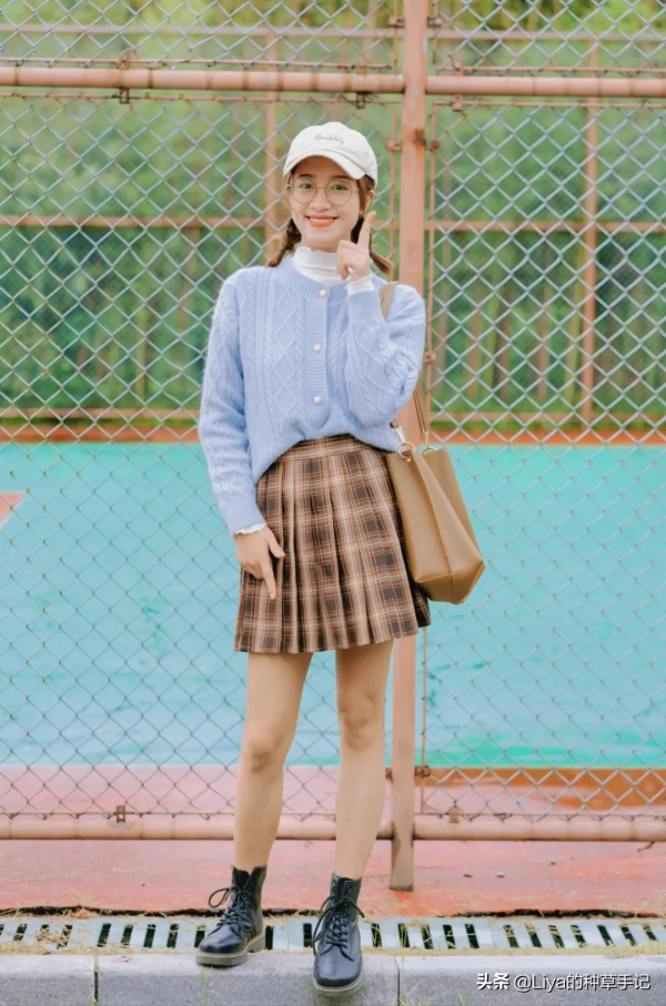 今秋，這4條裙子才是真流行