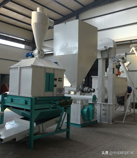 生產牛羊飼料顆粒機器,大型牛羊飼料顆粒機多少錢? 生產牛羊飼料顆粒機器,大型牛羊飼料顆粒機多少錢?