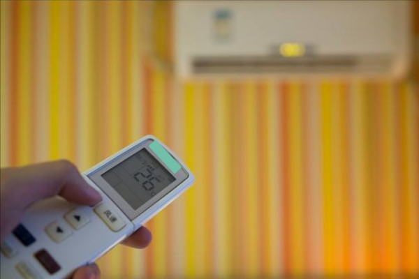 空調&OpenCurlyDoubleQuote;除溼模式&rdquo;有大用，老王告訴你為什麼，沒有想象中那麼簡單