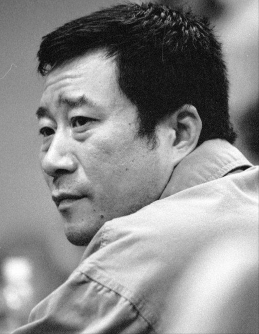 李雪健：患癌18年，脖子潰爛、痛不欲生，妻子一舉動讓他重新振作