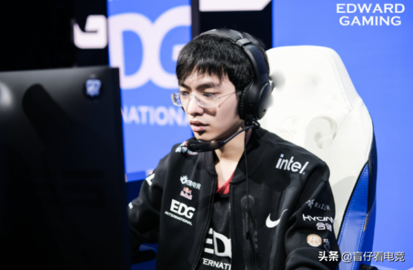 聖槍哥再次聯手Sofm！LPL“傳奇對抗賽”陣容出爐，GodV大戰姿態