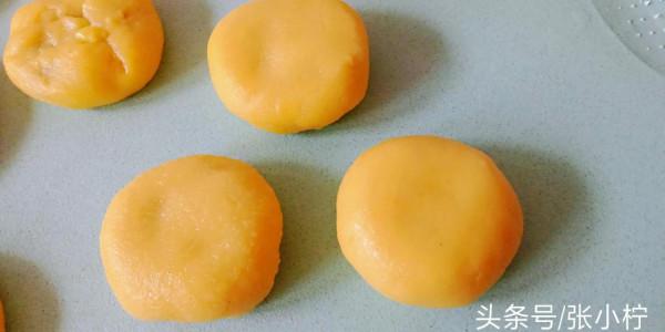 好長時間沒有吃炸年糕了，今天做點來吃