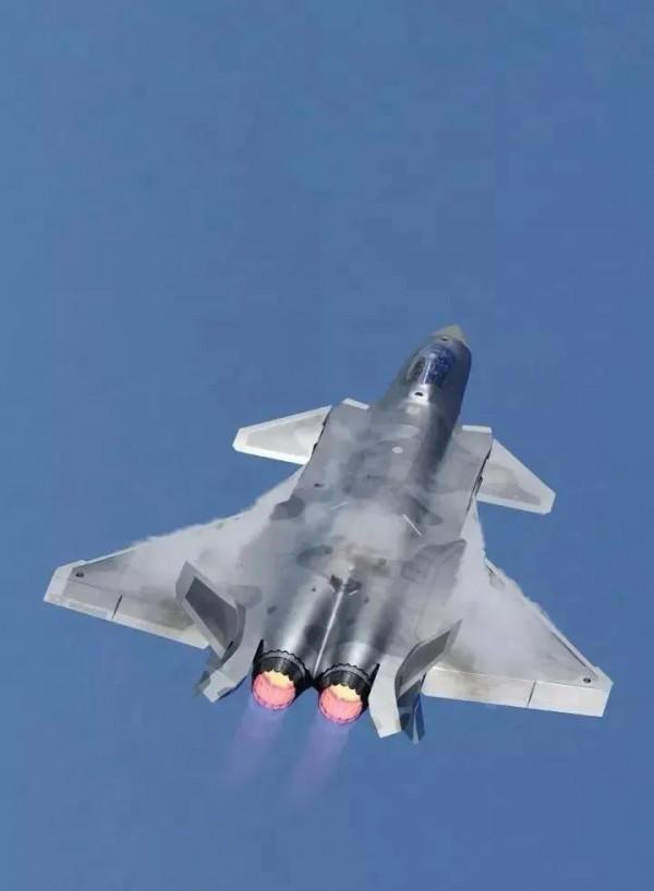 殲20實現&OpenCurlyDoubleQuote;發動機自由&rdquo;，補齊最後短板，完全意義上的頂級戰鬥機