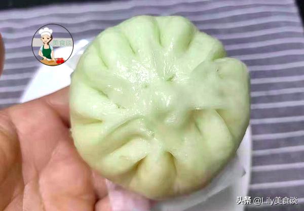 入秋後，這“一葷一素”多吃，切碎蒸包子真香呀，營養好吃不上火