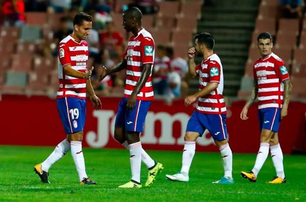 西甲：巴薩VS格拉納達，安蘇曼·法蒂能否傳承巴薩10號球衣