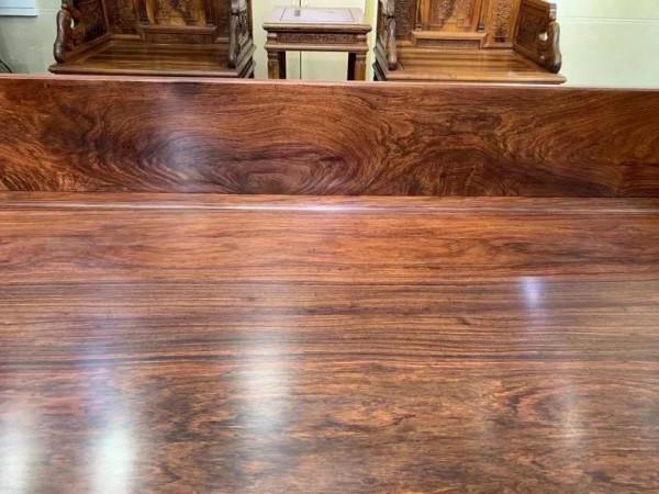 老料黃花梨三圍獨板羅漢床