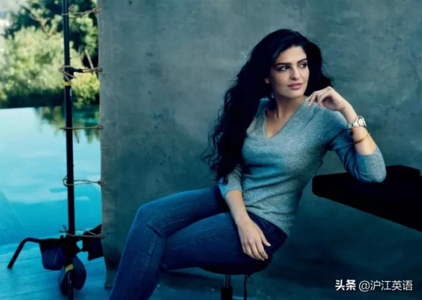 18歲與王子一見鍾情,美到國家為她改法律? 18歲與王子一見鍾情,美到國家為她改法律?