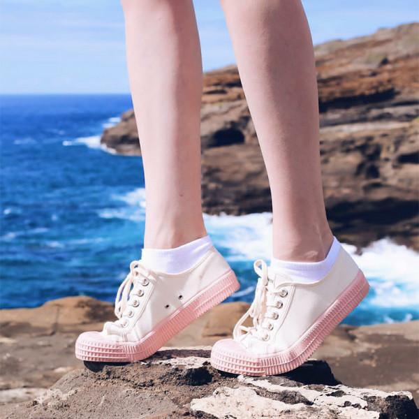 好穿又不爛大街的小白鞋品牌，就選這7個