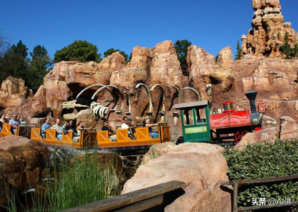 從 1955 年至今最古老的迪士尼樂園經典節目