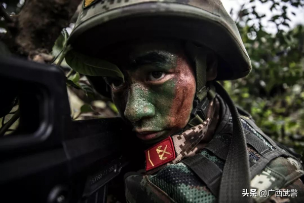 這些武警專屬“妝容”,你可都見過? 這些武警專屬“妝容”,你可都見過?