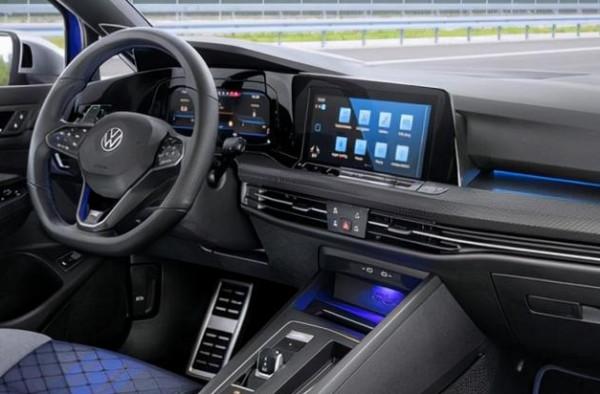 大眾新車高爾夫R即將海外上市 網友:這價格是不是有問題? 大眾新車高爾夫R即將海外上市 網友:這價格是不是有問題?