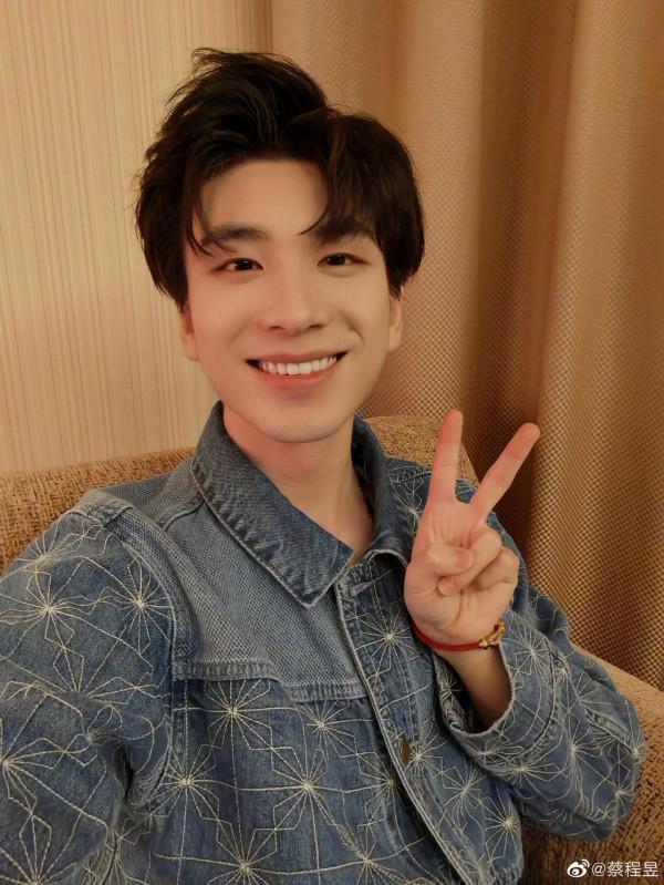 今日爆料《天天向上》《快樂大本營》《藏紅花》《一人之下》主演